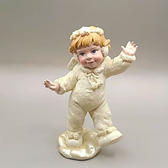 Vintage Snow Babies Angel Figurine - Picture 1 of 4